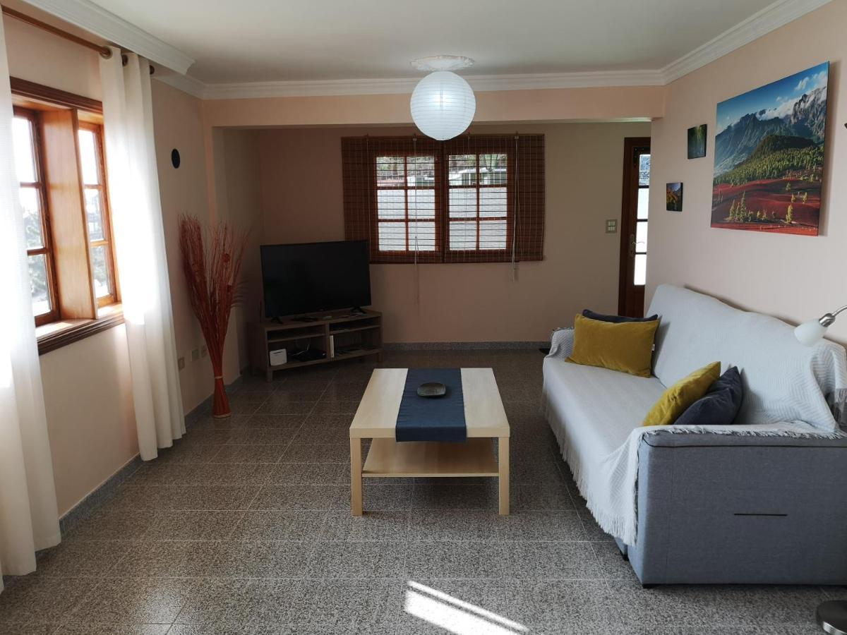 Sea And Mountain View Apartment Los Llanos De Aridane Eksteriør billede